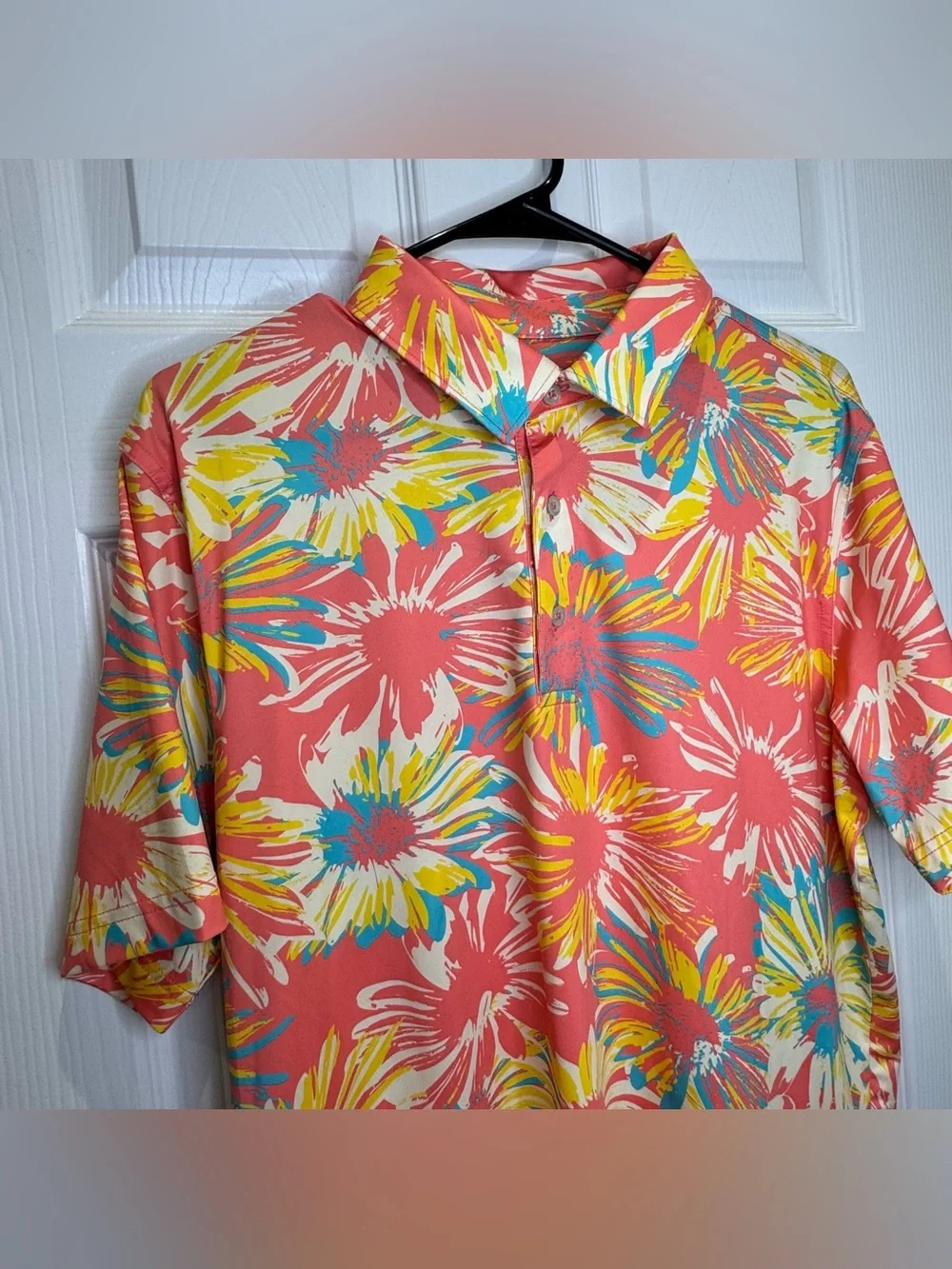 Chubbies Coral Floral Performance Polo Men's Medium Blue Yellow Resortwear Golf - Picture 4 of 6
